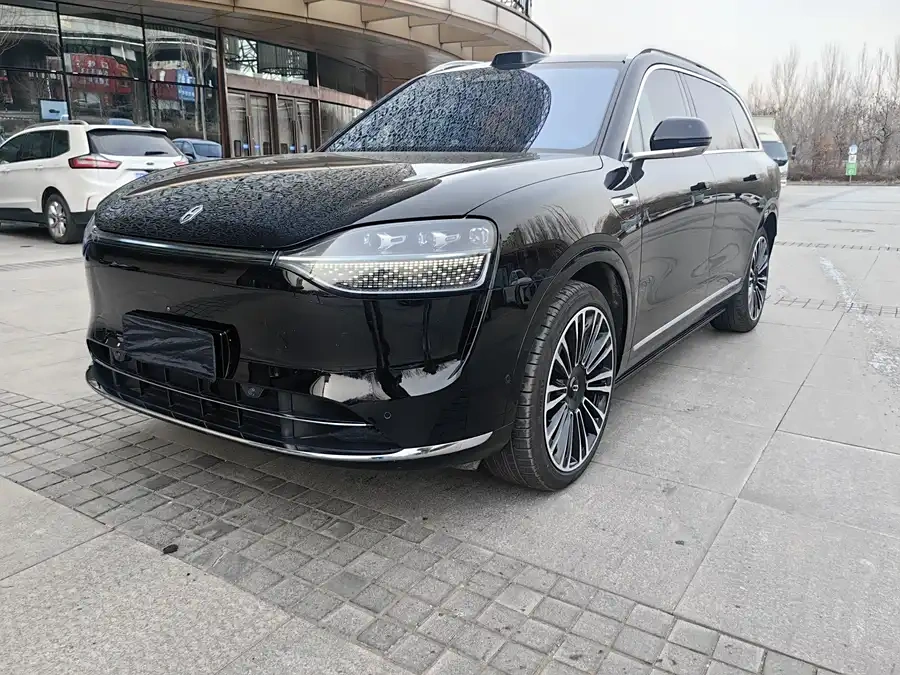 问界M9，为什么卖50多万还能成爆款？