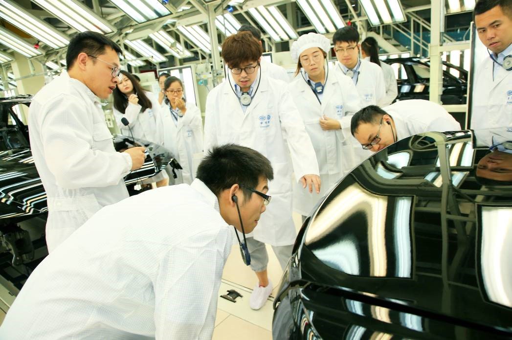 一汽-大众：安全是底线，品质才是豪华