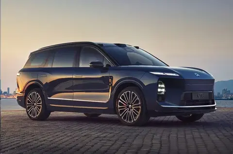 开年开门红！蔚来ES8卖爆1.7万辆，问界被直接拉开差距