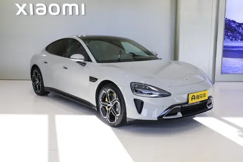 小米SU7与YU7——从性能标杆到家庭伙伴的产品进阶之路