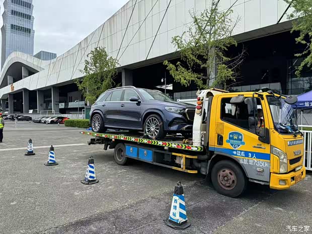 2026成都车展探馆：国产奔驰长轴距GLE实车！车长5051mm